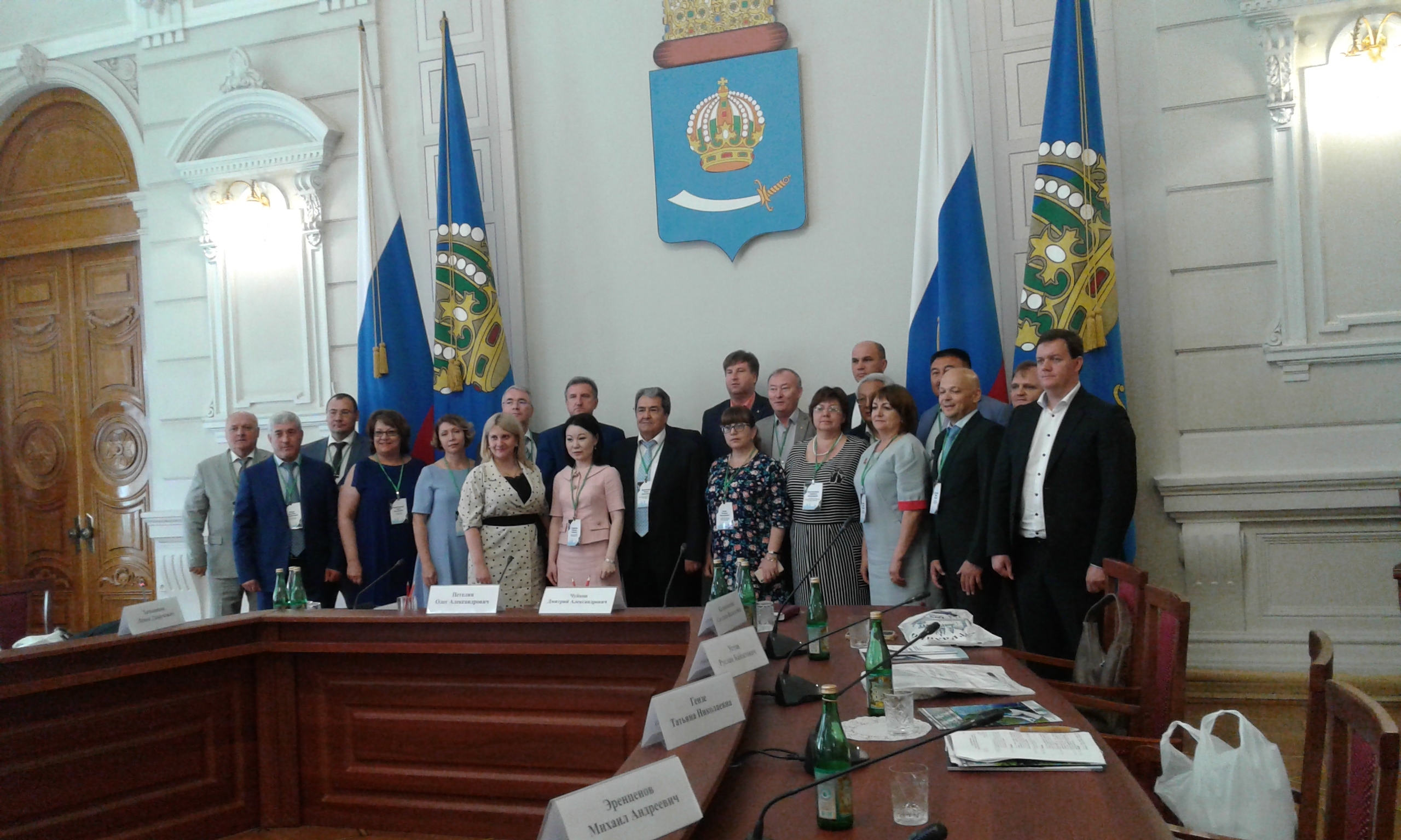 В  Астрахани состоялось заседание трёхсторонней комиссии ЮФО